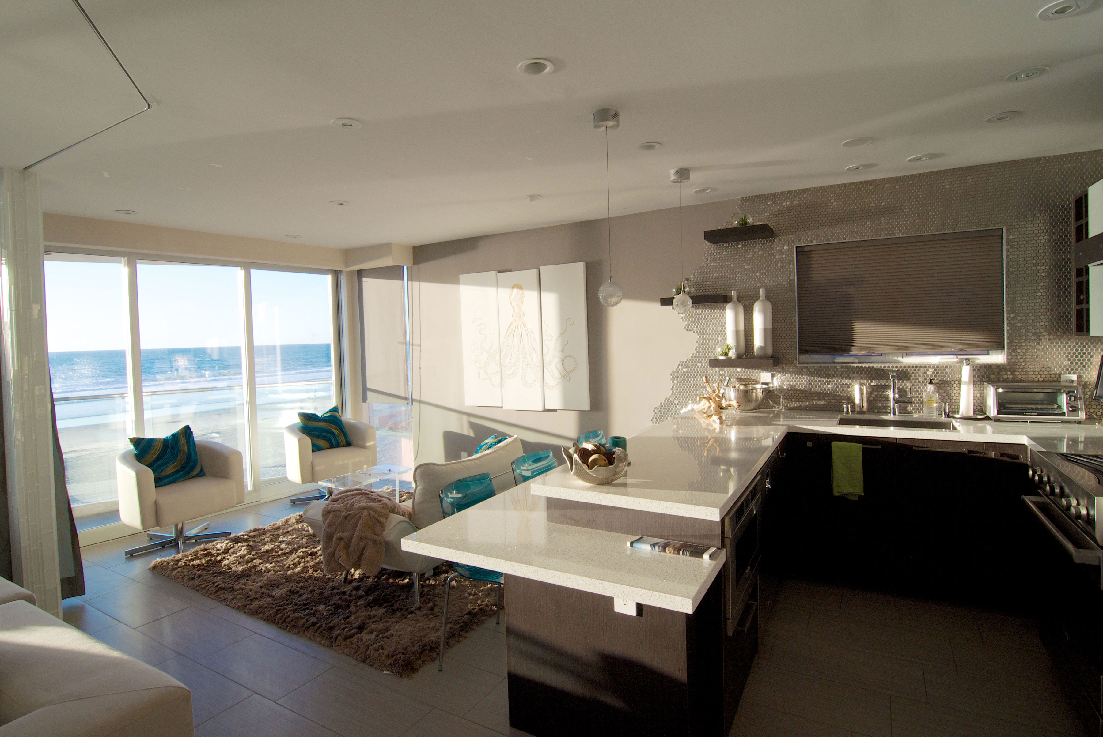 Mission Bay Dinning Room and Kitchen